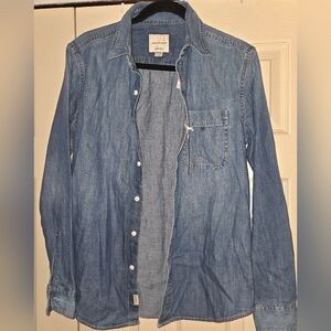 American Eagle Denim Button-Up Shirt- Mens XS WOMENS SMALL/MD
